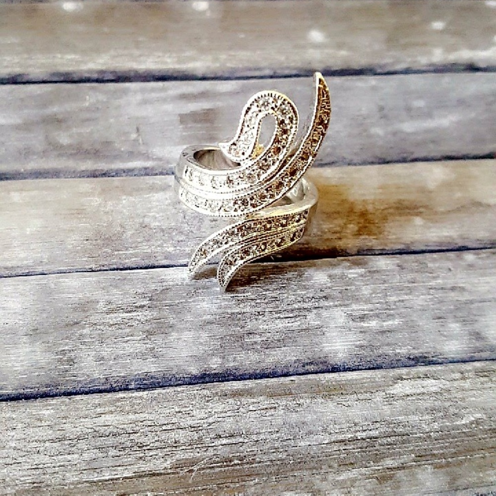 Swan Cubic Zerconia Ring